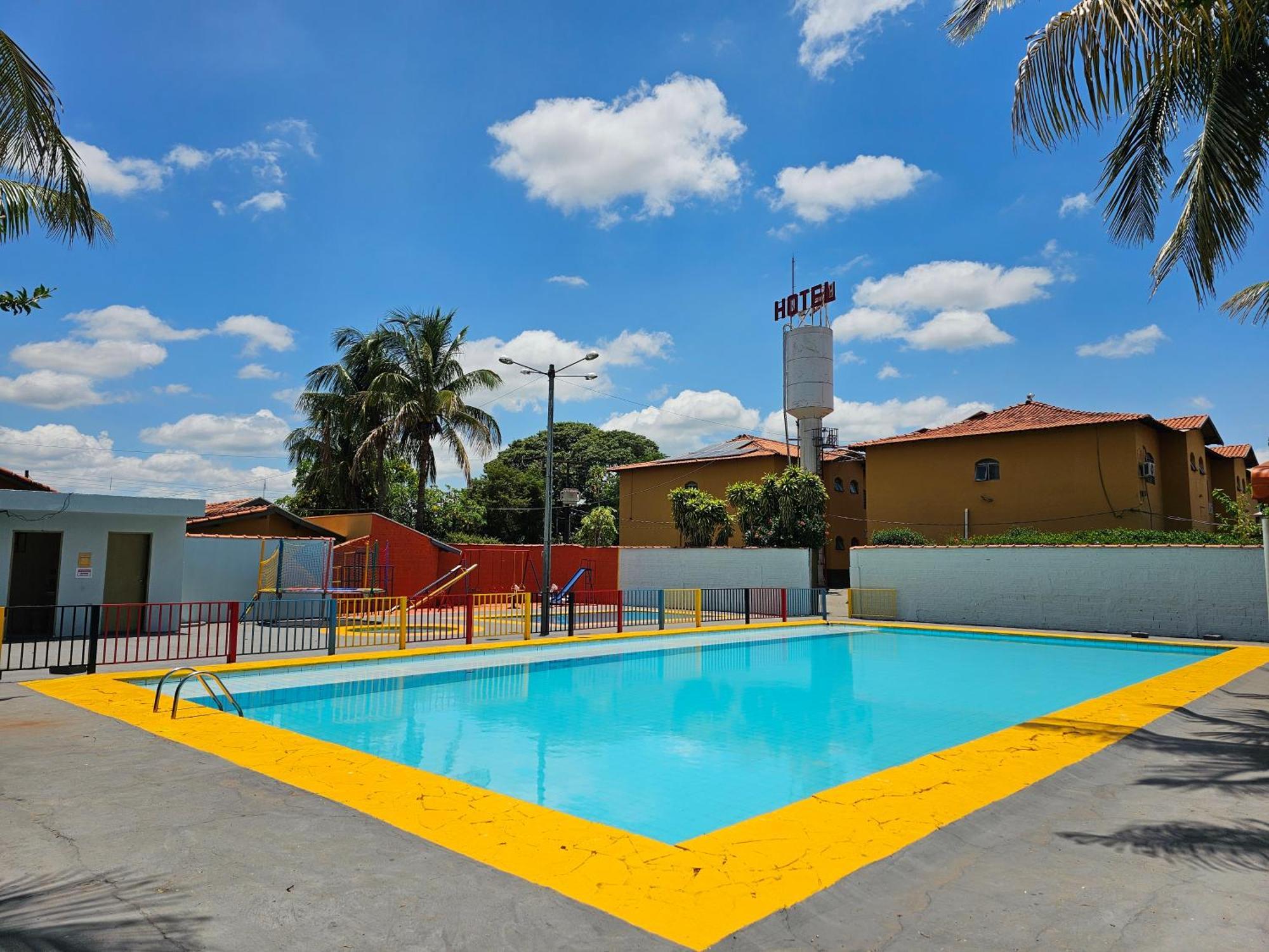 Esplanada Hotel Paraguacu Paulista エクステリア 写真